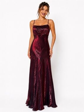city triangles burgundy dress Solange Dress in Burgundy Tulle 3X
